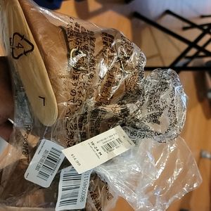 Old Navy faux leather baby boots 18-24mths